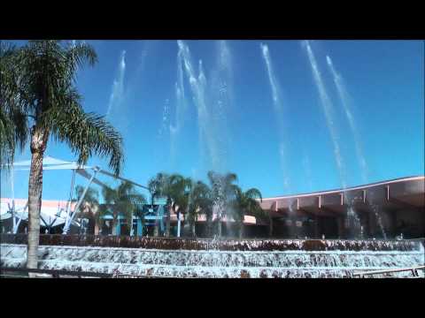 Innoventions Fountain Show, Epcot, Walt Disney World HD (1080p)