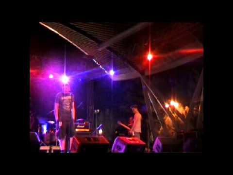 Lhampa - Mentira (directo Aluche 2011)