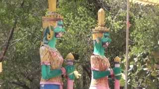 preview picture of video 'Laem Sor Pagoda, Koh Samui'