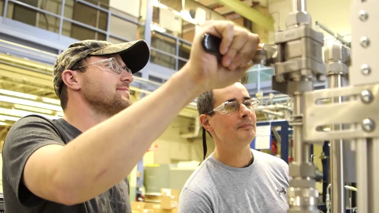 Canadian Nuclear Laboratories 2016 /  Laboratoires Nucléaires Canadiens 2016