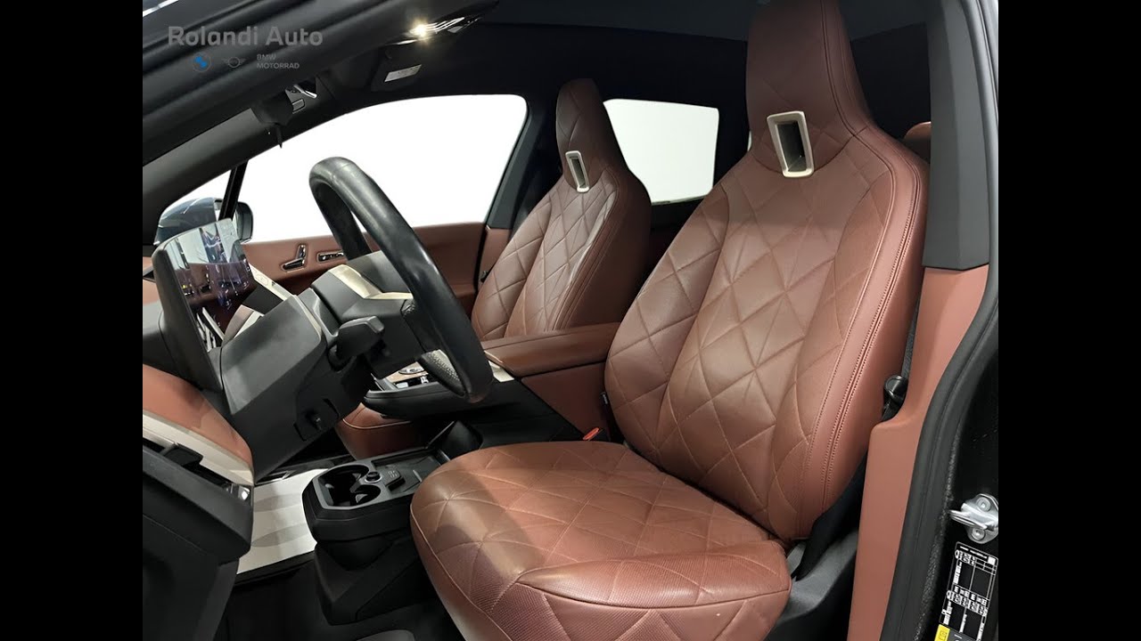 BMW iX xdrive50 pacchetto sportivo