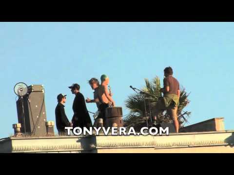 Red Hot Chili Peppers Rooftop Concert with no permit @ Venice beach