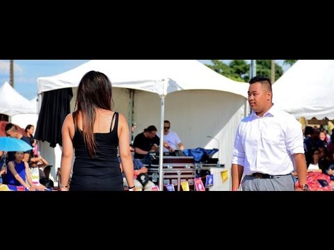 Fonsija Yang ft. Alicia Lo - Los Puag Kuv / Viens M'Embrasser (Hmong France Festival 2016)