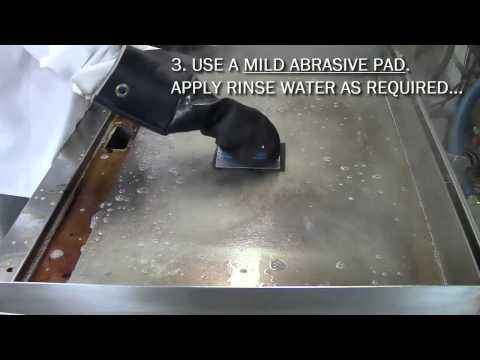 How to clean a commercial griddle