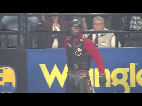 Jared Parsonage rides Night Shift for 82 points (PBR)