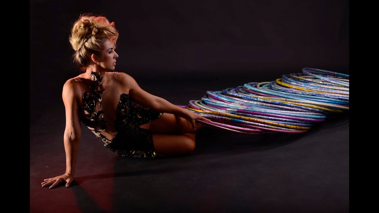 Promotional video thumbnail 2 for Alesya Gulevich Visual Artist and Entertainer