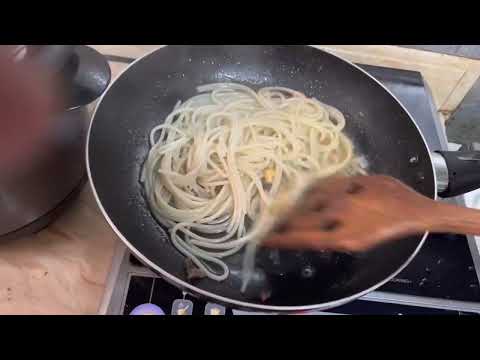 Butter anchovies pasta! Yummmy!