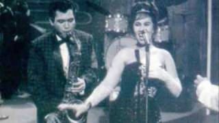 Download lagu Normadiah & Aziz Jaafar - Paduan Kasih mp3