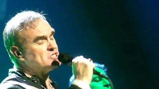 Morrissey &quot;Mama Lay Softly On The Riverbed&quot; St.Paul,Mn 7/13/15 HD