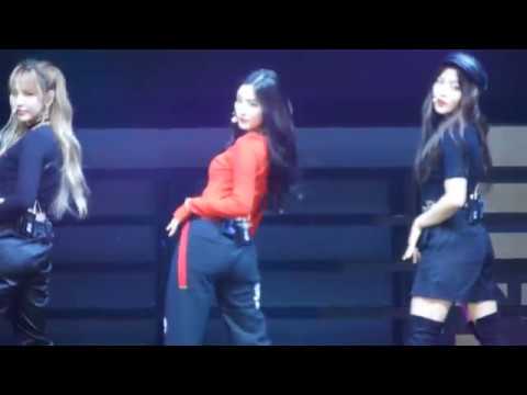 [4K FanCam] 180520 - Peek-A-Boo @  Red Velvet ( WONDER K CONCERT )