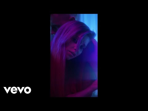 Marta Gałuszewska - Jeszcze Ja (Vertical Video)