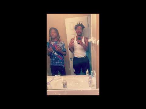 Boss JuJu ft YFN Dae Dae Smoke out the zip (Official Music)