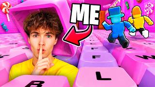 Using GLITCHES To Cheat In +1 Keyboard Hide & Seek!