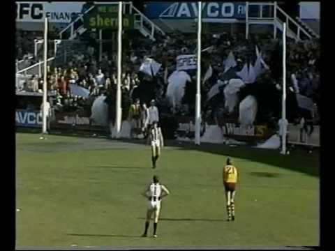 VFL R19 1982 - Hawthorn v Collingwood