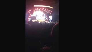 Brad Paisley and Chris Young- Outstanding in Our Field 11-21-13