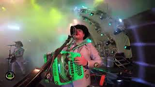 Suena la Banda En Mi Rancho - Tucanes de Tijuana (En Vivo)