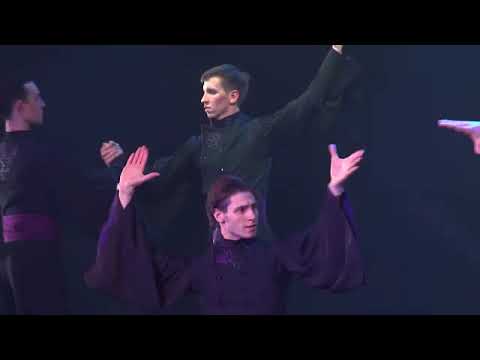 Christos Shakallis with Russian National Ballet "Kostroma" Performance Zeibekiko 25-4-2021