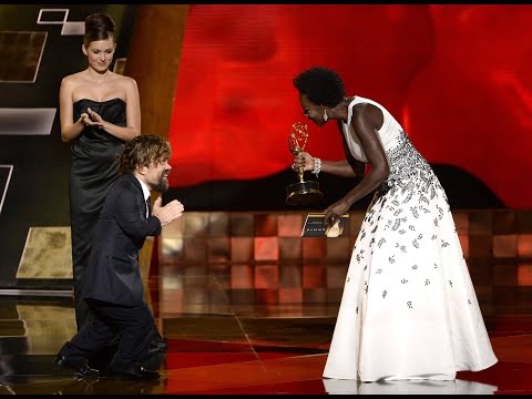 Peter Dinklage Wins The Emmy for Game Of Thrones 2015
