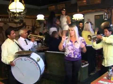 Branka Sovrlic - Urnebes - (Official video 2011)