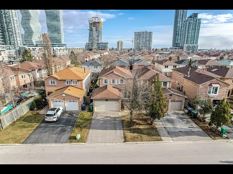 329 Wallenberg Crescent, Mississauga Home - Real Estate Properties