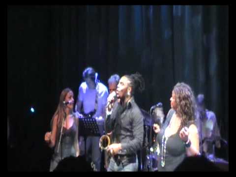 David Goncalves "What's going on" (live) @ club Dauphine