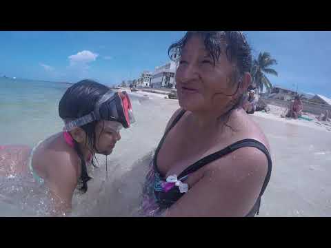 la tia carmenza bajo el mar❤❤❤😍😘😘😘👀