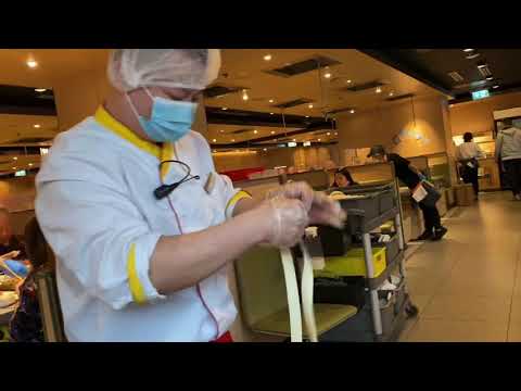 Amazing Chinese Noodle Master!