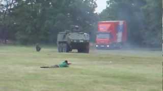 preview picture of video 'Opendeurdag Leopoldsburg 2012: Gevechtstechnieken Peloton Infanterie'