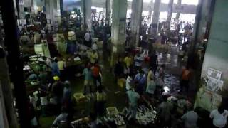 preview picture of video 'Sri Lanka,ශ්‍රී ලංකා,Colombo,කොළඹ,St John's Fish Market,top view'