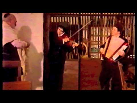 Rabbi Shlomo Carlebach ztz'l - Ein Ke'elokeinu.mov