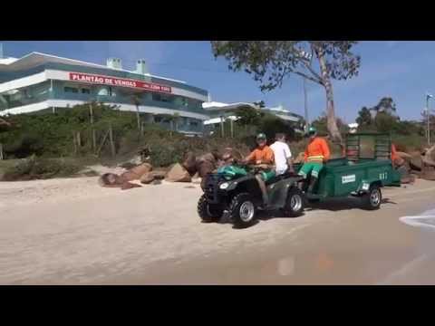 Trabalhadores da comcap praia de  canasvieiras 13/09/2014
