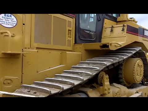 Bulldozer Caterpillar D8R ---  Cat D8r Dozer