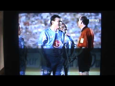 leo ataja penal a tucho