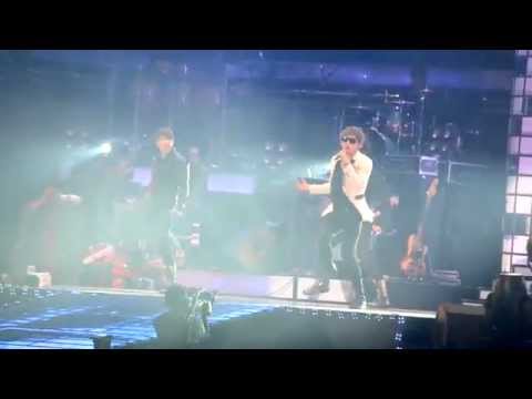 Rain & 2pm _101224 JYP Nation Teamplay Concert_ It's rainning