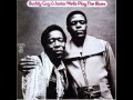 Buddy Guy & Junior Wells  - Stormy Monday Blues