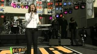 Kelly Clarkson - The Trouble With Love Is On Air with Ryan Seacrest 2004