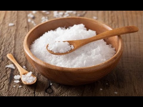 WHAT IS FLEUR DE SAL? HOW TO USE IT?