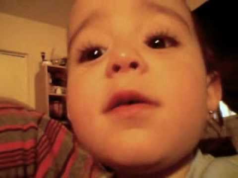 Elia singing along to P!nk - Just Give Me A Reason