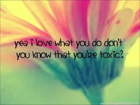 download lagu mp3 mp4 Toxic Melanie Martinez, download lagu Toxic Melanie Martinez gratis, unduh video klip Toxic Melanie Martinez