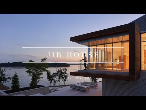 Zeitgenössisches und einheimisches Haus mit Blick auf die Inseln und Segelboote von Nova Scotia