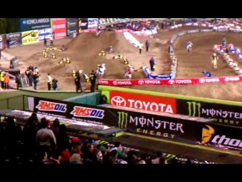 RV1 crash Anaheim supercross 2013