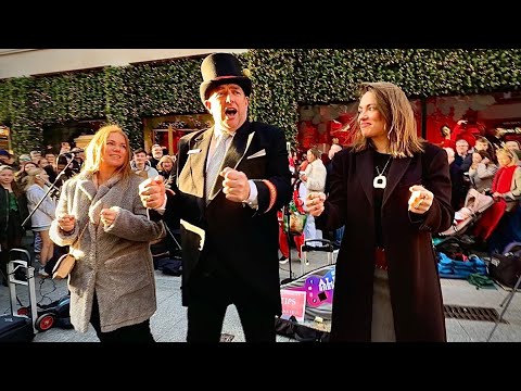 INCREDIBLE Scenes Shop DOORMAN Surprise VISIT  Have Yourself A Merry Little Christmas Allie Sherlock