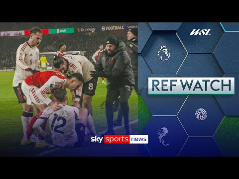 Should Gabriel Martinelli have been sent off for pushing the injured Conor Bradley? | Ref Watch