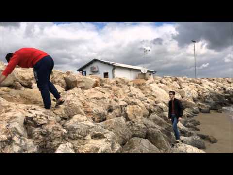 Aldo e la roccia friabile - Tre uomini e una gamba