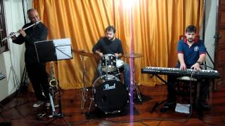 MVI_1206.MOV Grupo Balanço Bossa ( Lugar Comum)