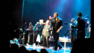 Silhouette Ali Campbell 06/12/2013