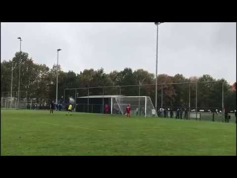 Beker 013: VVV-DeGraafschap. Penalties. De Graafschap WINT.
