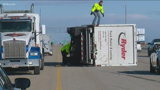 Truck crash closes westbound I-84 in east Boise