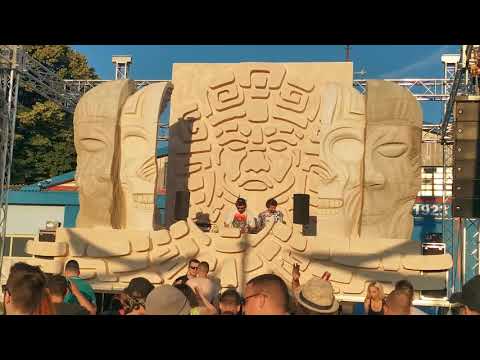 DaPEACE & Mozza B2B Set at Cenej Airport 2021