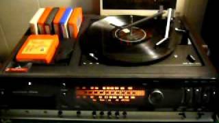 Christmas - Mistletoe &amp; Holly - Jack Jones